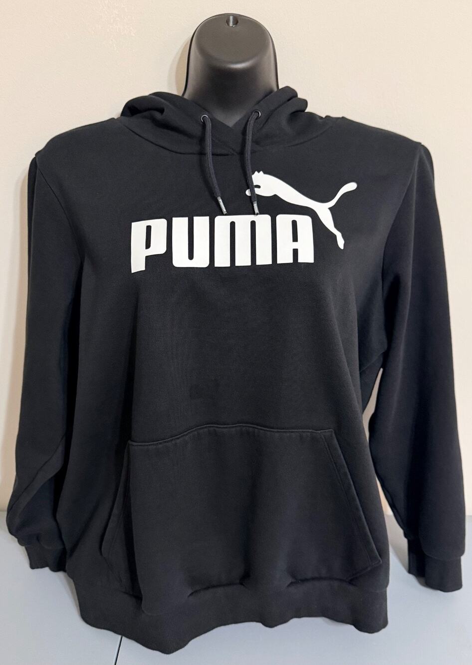 Puma Womens 1X/XL Essential Logo Hoodie Black Pullover Sporty Athleisure Comfort